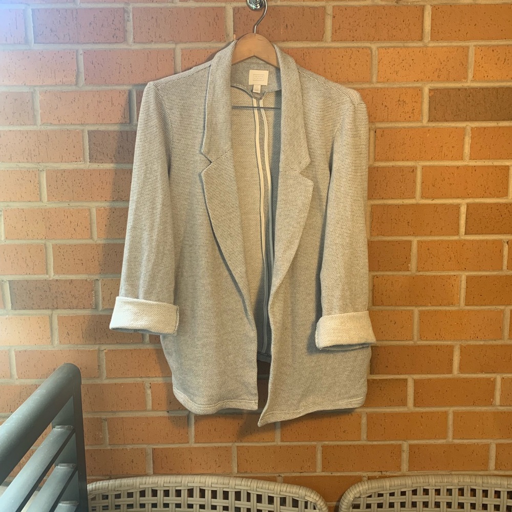 Grey and White Sweater Blazer - Medium
